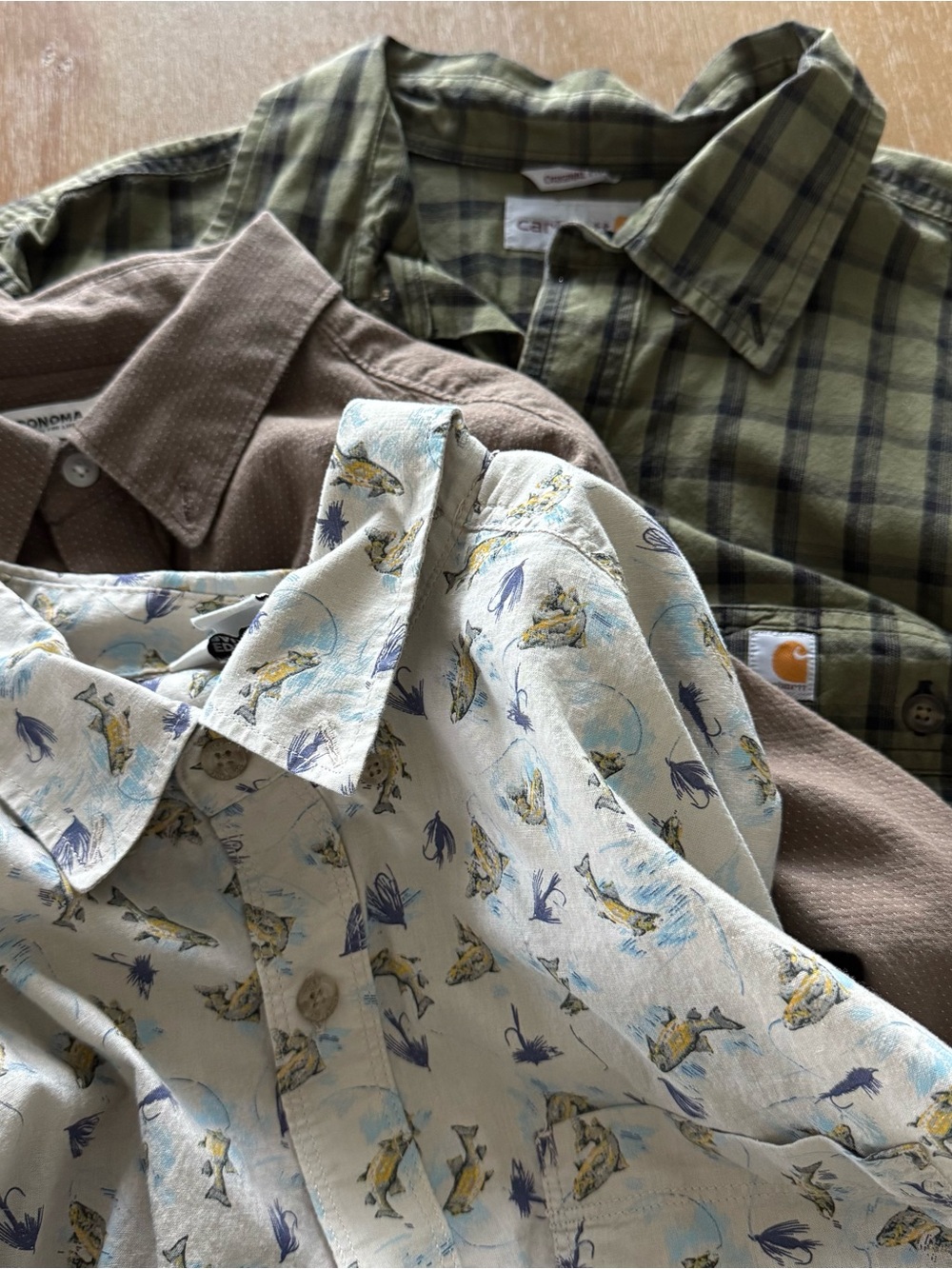 Like New Carhartt Men’s Button down shirt with 2 coordinating shirts